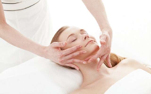 ����С֪�R